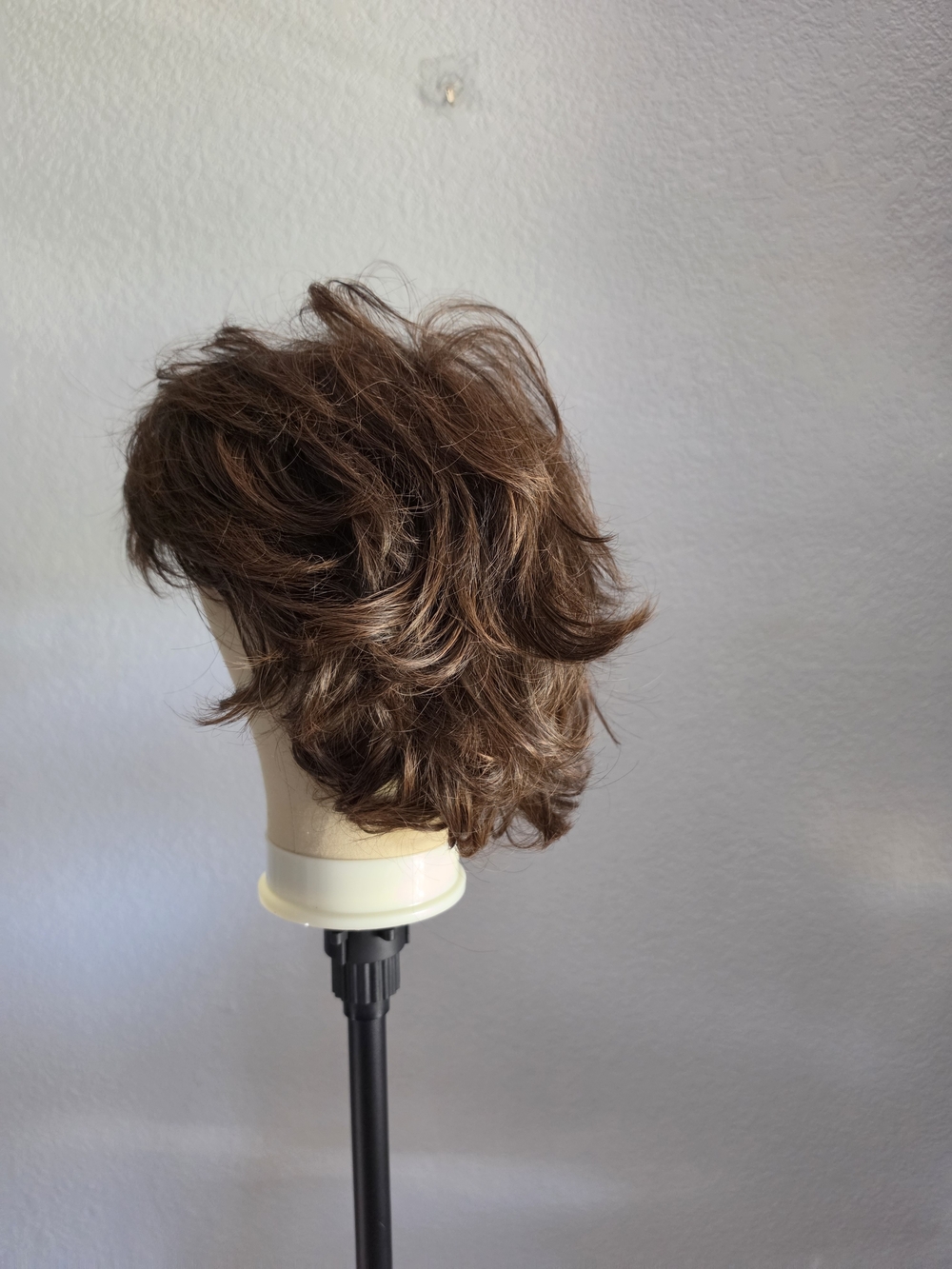 70s Men's Wig Set Rockstar Hippie Wig for Men Shaggy Brown Wig w/ Fake Mustache - Picture 9 of 13